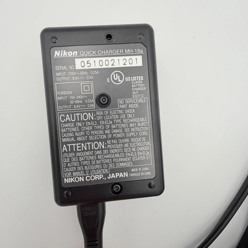 Nikon MH-18a Quick Charger for EN-EL3 EN-EL3a Li-ion Battery Black DSLR Camera